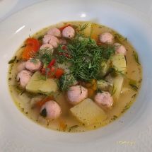 Siskonmakkarakeitto Tilli