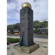 2025-01-24-14-04 Monumento aos Emigrantes Madeirenses