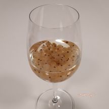 White currants + white wine