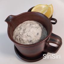Tzazikin muunnelma Gin-maustettu