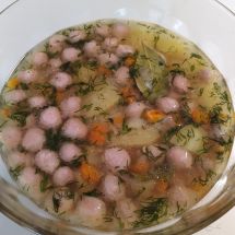 Siskonmakkarakeitto