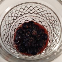 Flavonoidit - Mustaviinimarja - Punaviini