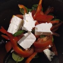 Paprika tomato salad