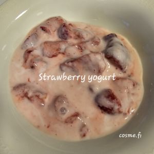 Jogurtti elävillä bakteerikannoilla