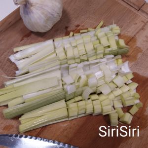 Valkosipuli ja purjo