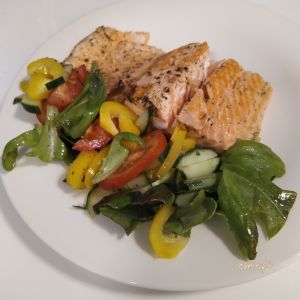 Lohi kypsennetty purjosipuliöljyssä